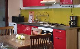 T1 bis chez les Saintanoise ( île de la Reunion)